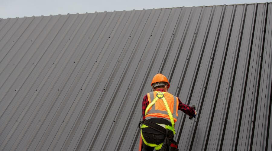Professional metal roof installation services in Northbrook, IL